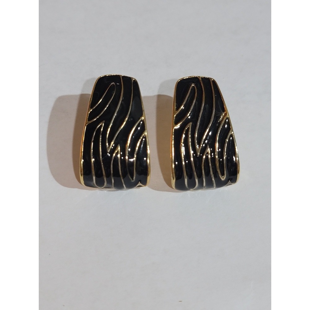 Vintage Black Enamel‎ Gold Tone Wavy Abstract J Hoop Post Earrings Zebra Pattern